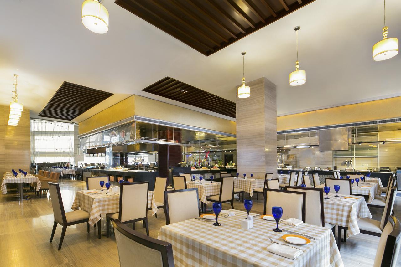 Four Points By Sheraton Tai'An Tai'an  Buitenkant foto