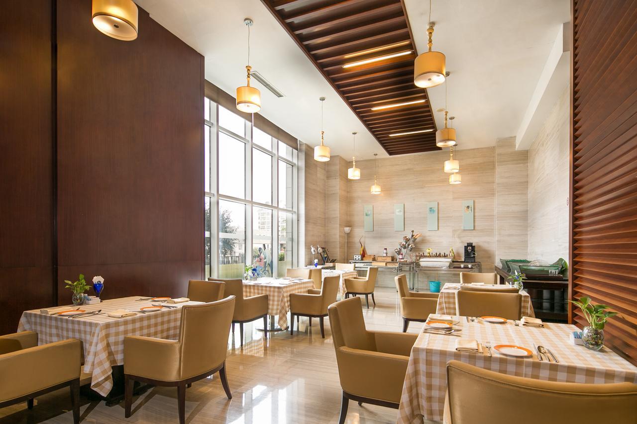 Four Points By Sheraton Tai'An Tai'an  Buitenkant foto