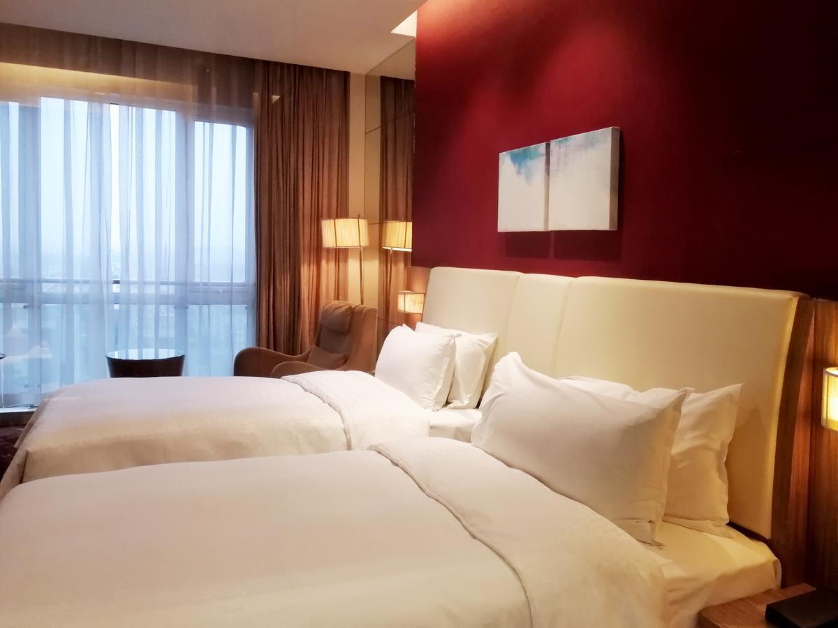 Four Points By Sheraton Tai'An Tai'an  Buitenkant foto