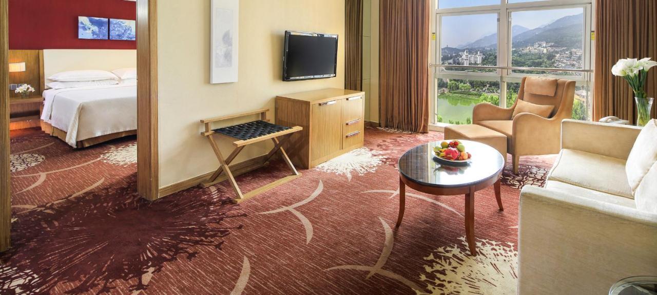 Four Points By Sheraton Tai'An Tai'an  Buitenkant foto