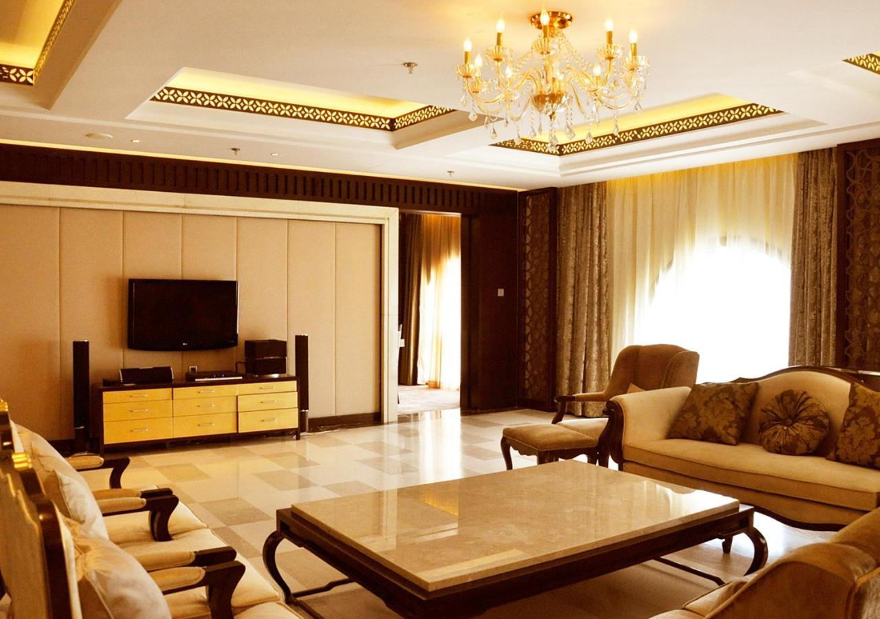 Four Points By Sheraton Tai'An Tai'an  Buitenkant foto